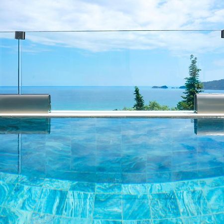 Mythodea Prive Luxury Suites Chrysi Ammoudia Bagian luar foto