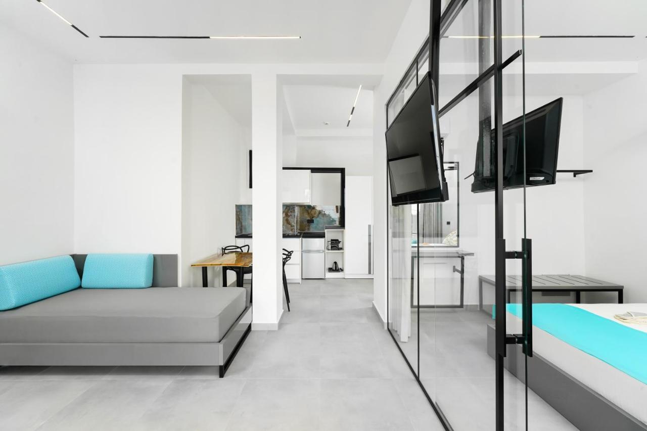Mythodea Prive Luxury Suites Chrysi Ammoudia Bagian luar foto