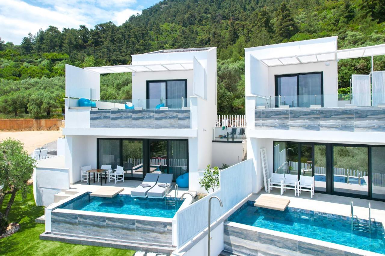 Mythodea Prive Luxury Suites Chrysi Ammoudia Bagian luar foto