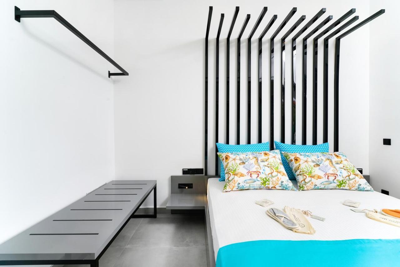 Mythodea Prive Luxury Suites Chrysi Ammoudia Bagian luar foto