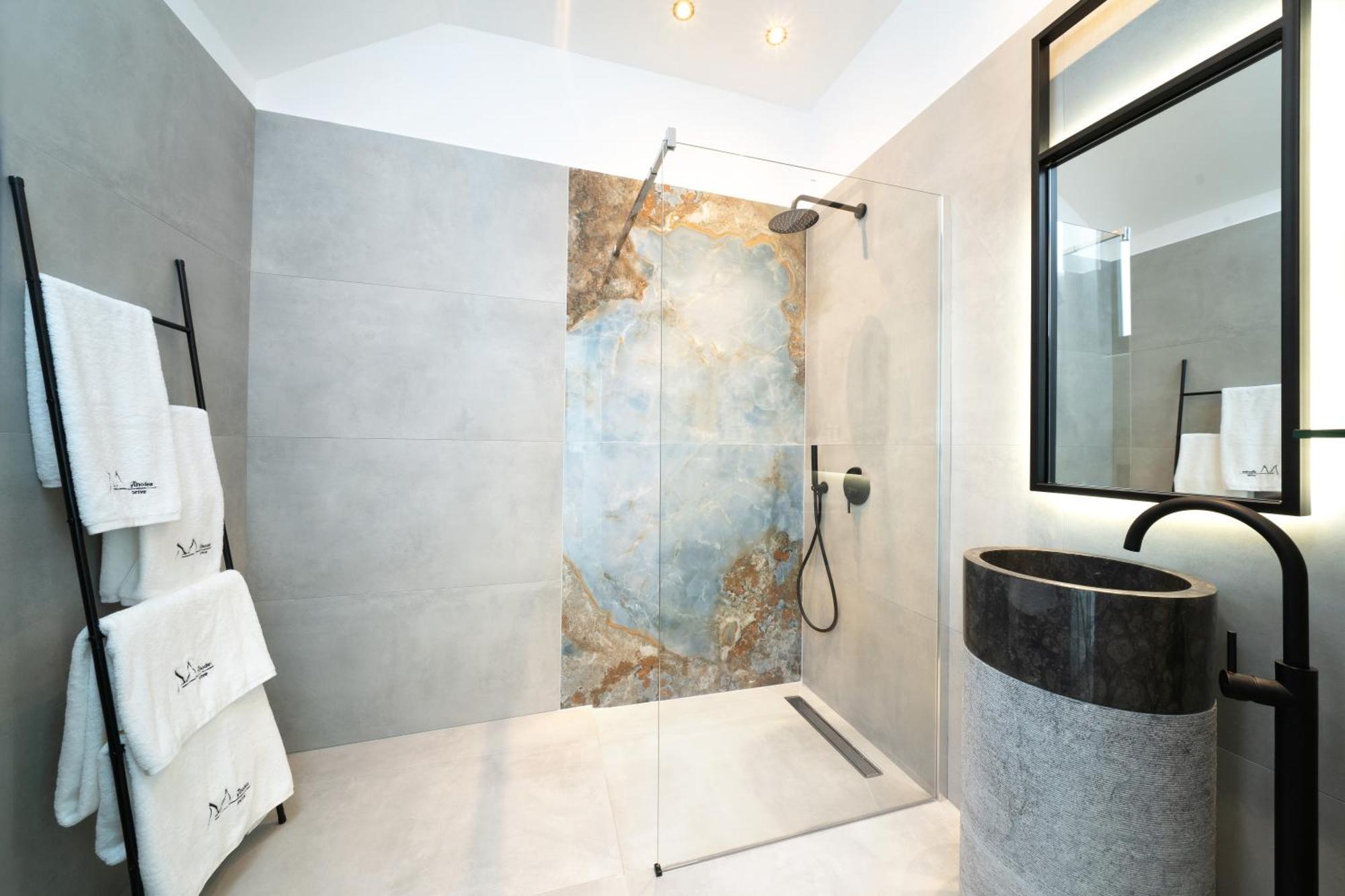 Mythodea Prive Luxury Suites Chrysi Ammoudia Bagian luar foto