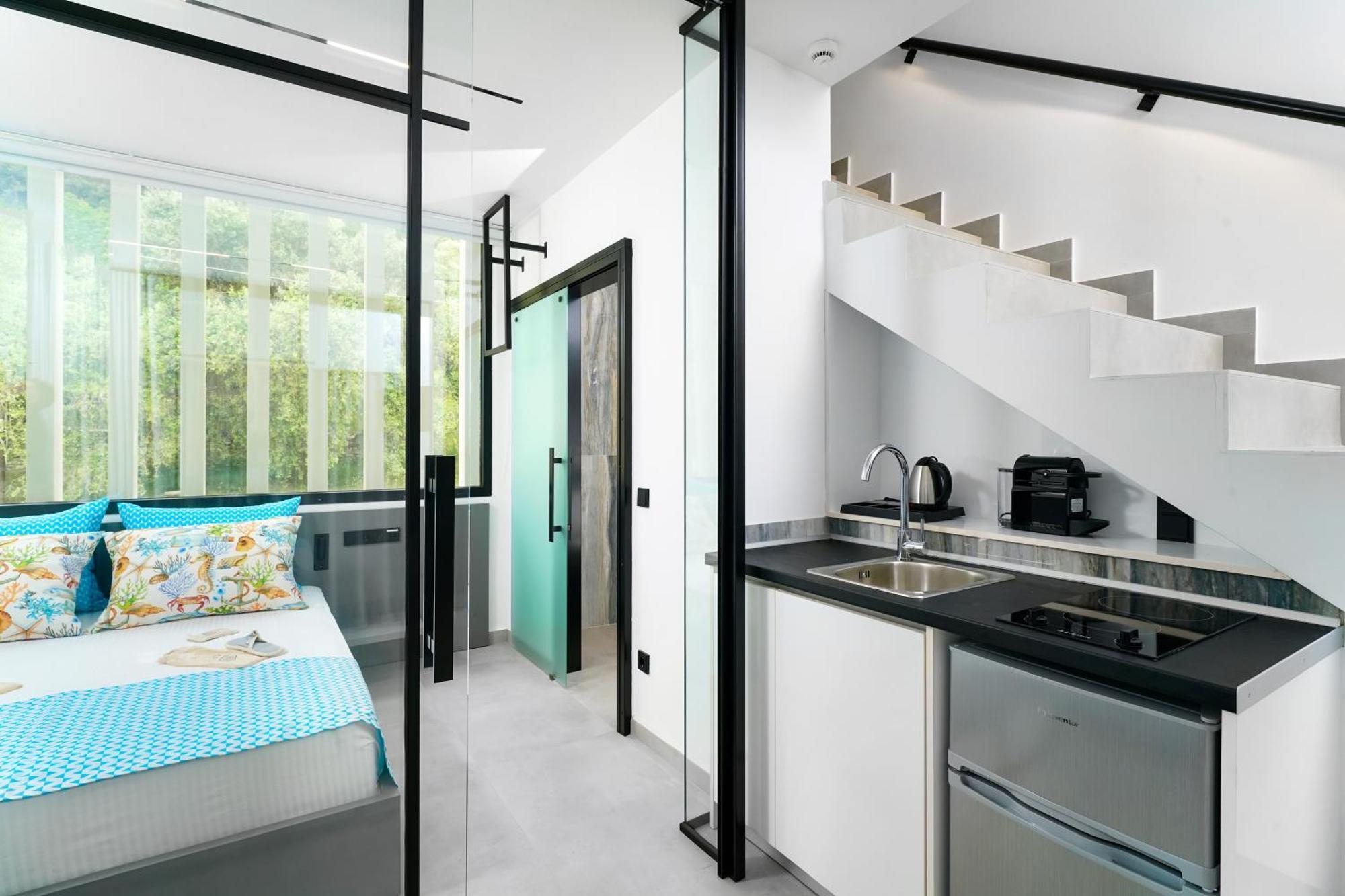 Mythodea Prive Luxury Suites Chrysi Ammoudia Bagian luar foto