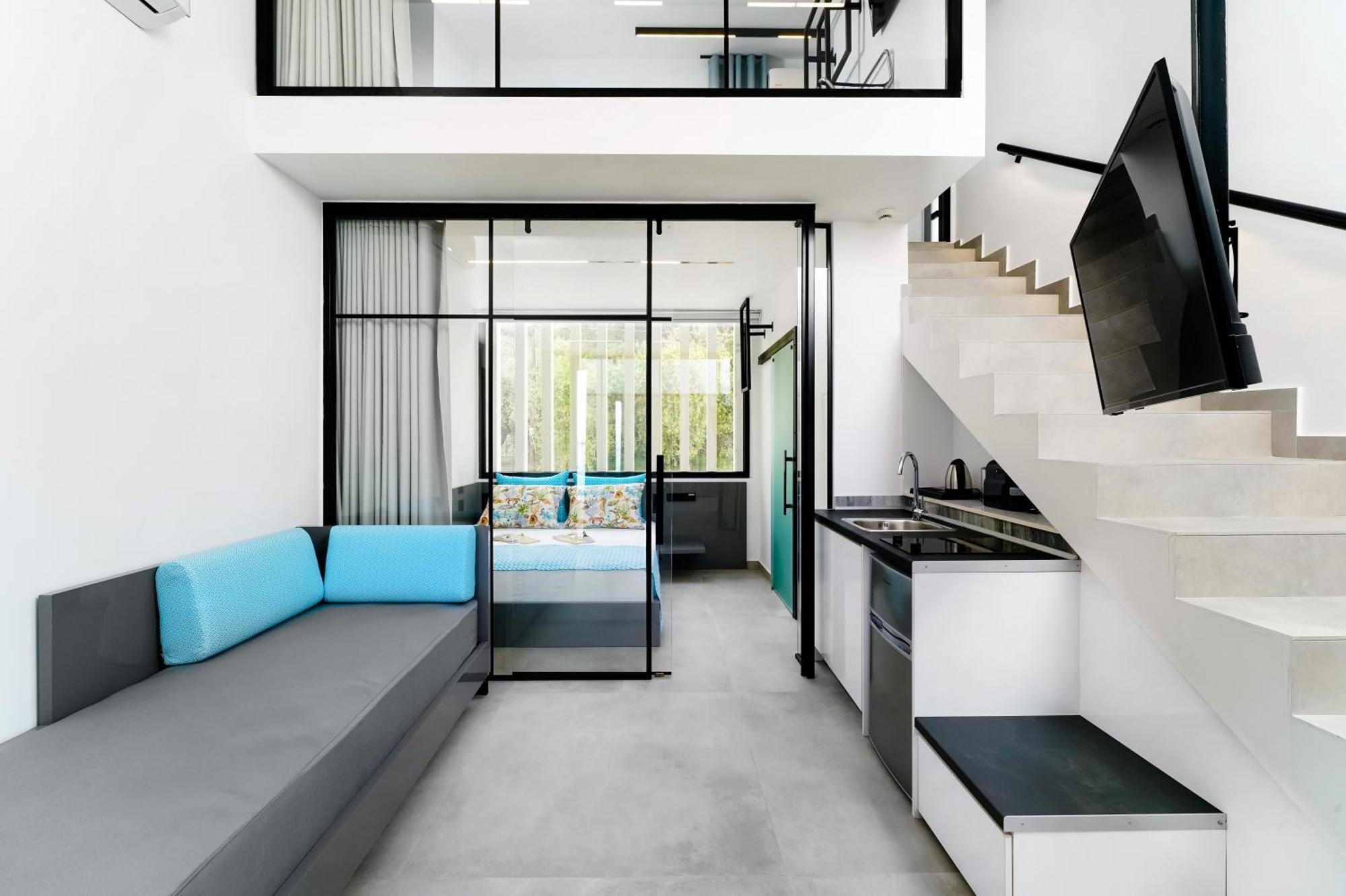 Mythodea Prive Luxury Suites Chrysi Ammoudia Bagian luar foto